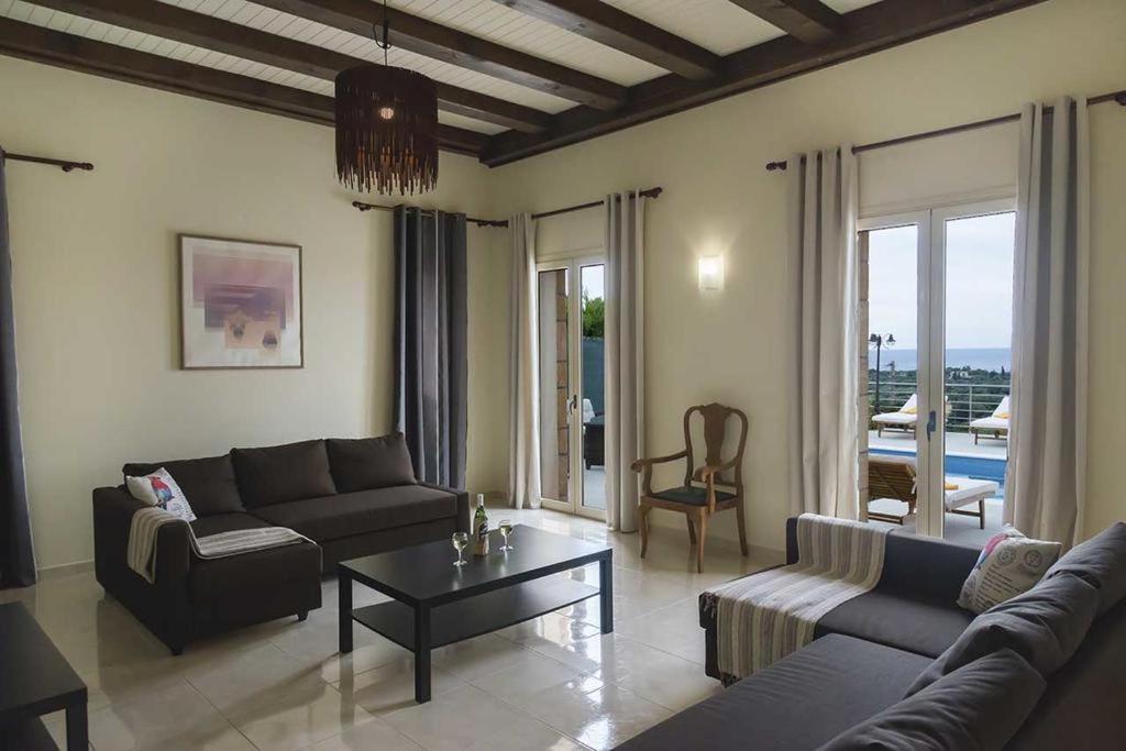 Monambeles Villas สโวโรนาตา ภายนอก รูปภาพ